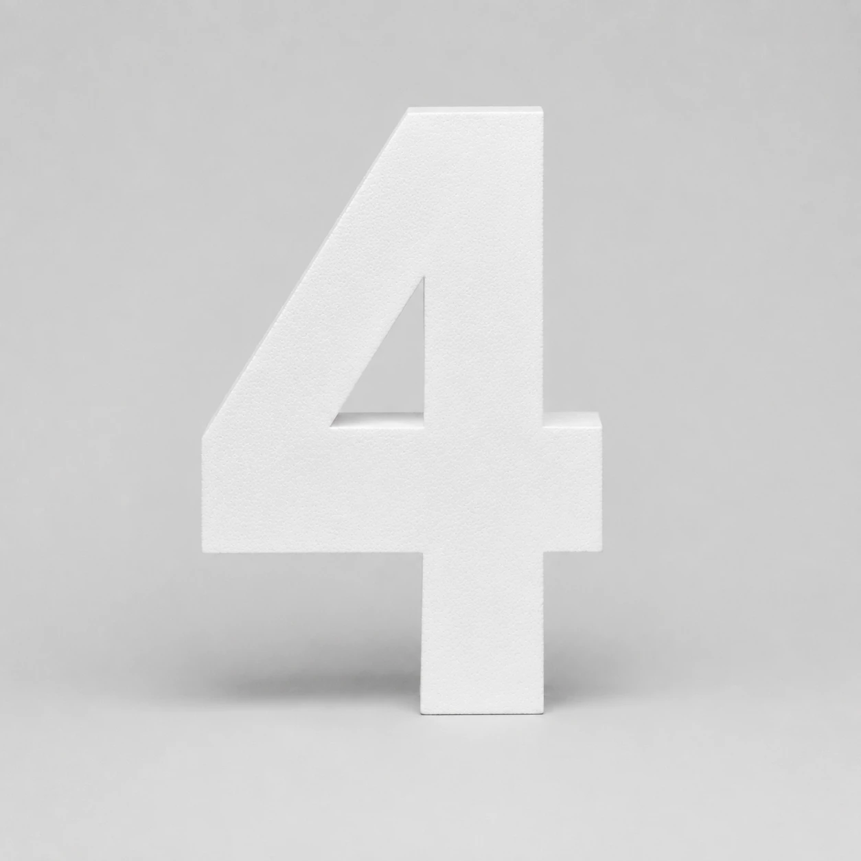 Numero 4